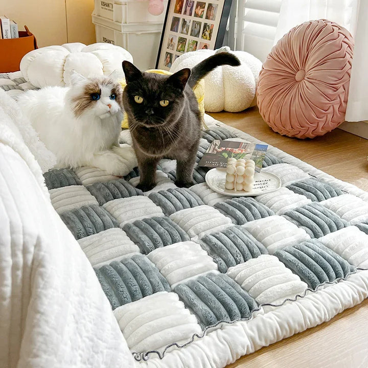 Garden Protective Couch Cover Thicken Plush Sofa Mat Anti-Slip Washable for Pets