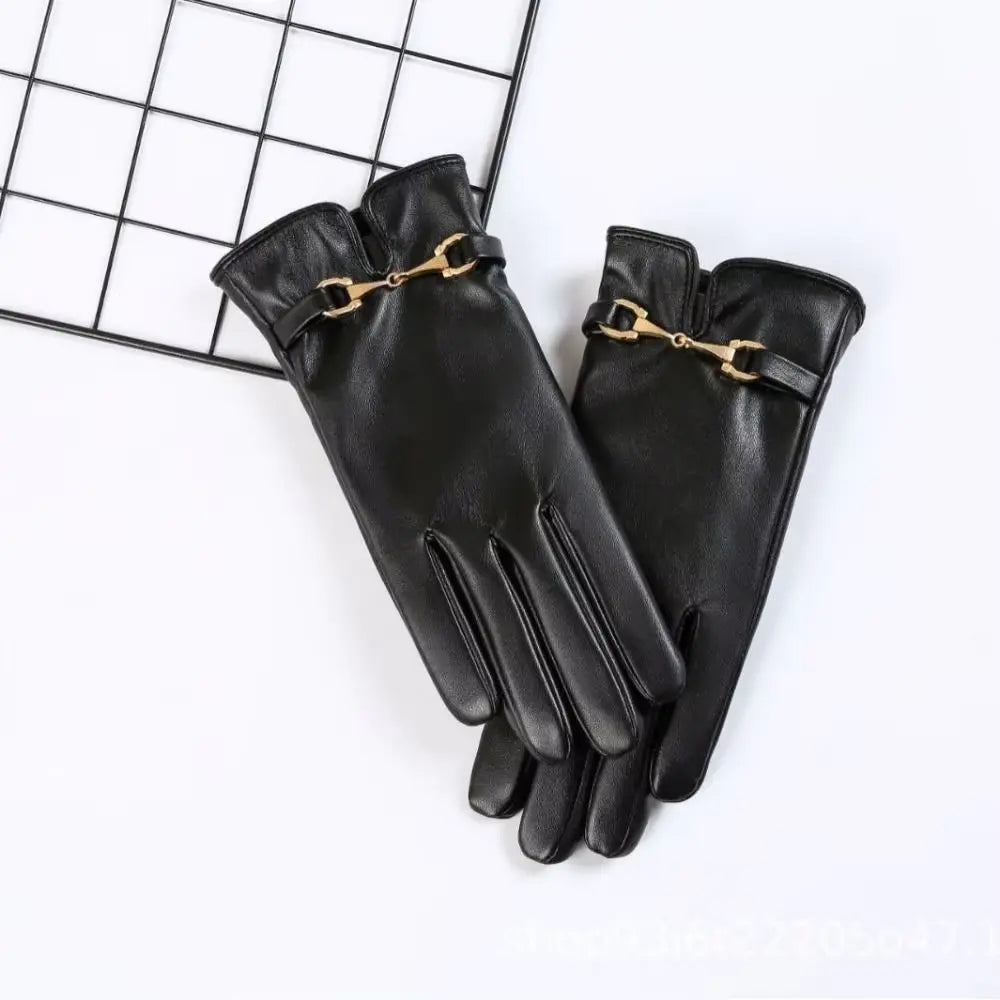 Warm Women’s Faux Leather Gloves – Scalloped Cuff, Lined